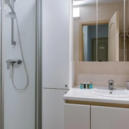 Huswell - Bright For 6 People With Stunning Sea View Апартаменты *
