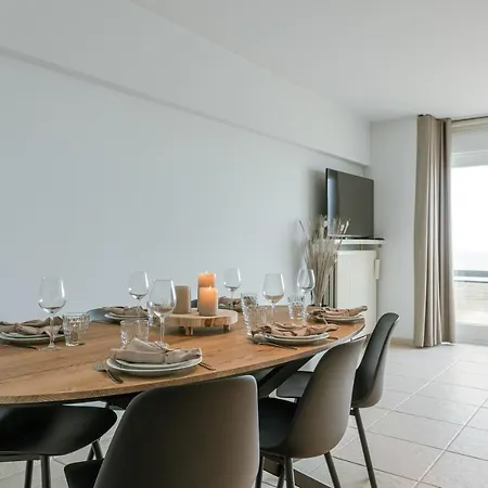 Huswell - Bright For 6 People With Stunning Sea View